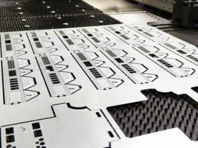  laser cutting metal